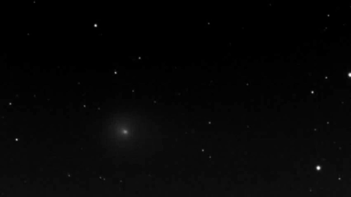 déplacement comète C2017 T2 Panstarrs le 18 mai 2020 de 22h38 à 02h44, film 30is